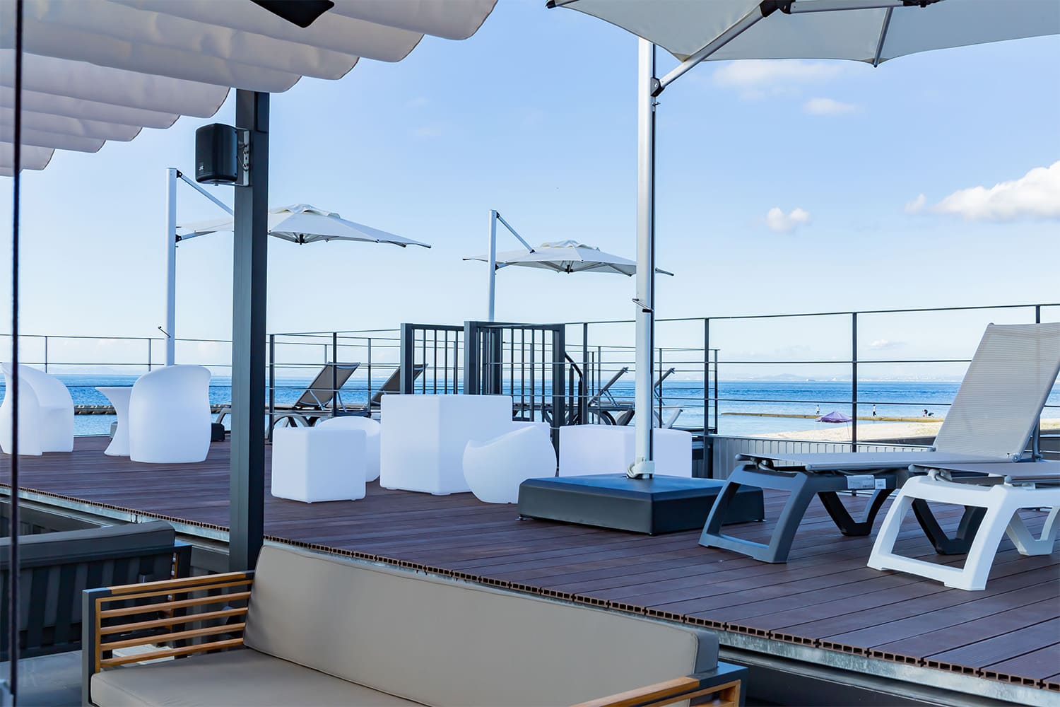 プライベート空間なので食事も一緒に楽しめる