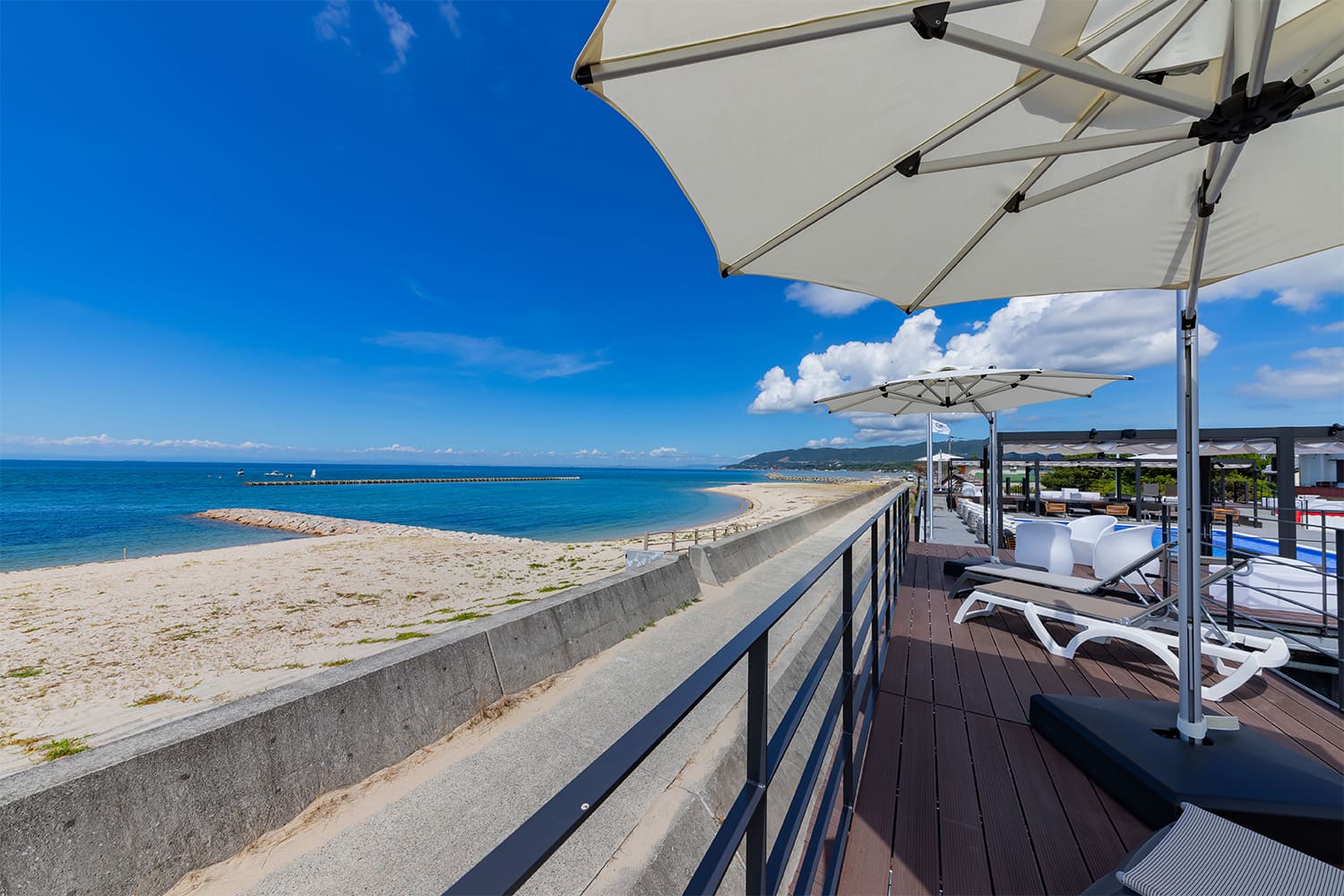 贅沢を極めたスイートヴィラで過ごす 至福のリゾートステイ